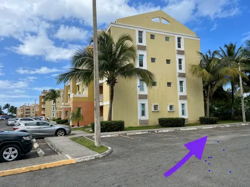 Newly Remodeled Beach Access Penthouse Apartment - Apartments