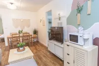 Cozy Guesthouse Close to Parks, 20 min to U of O , 8 min to Airport