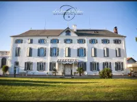 Château d'Orleix - Guest houses