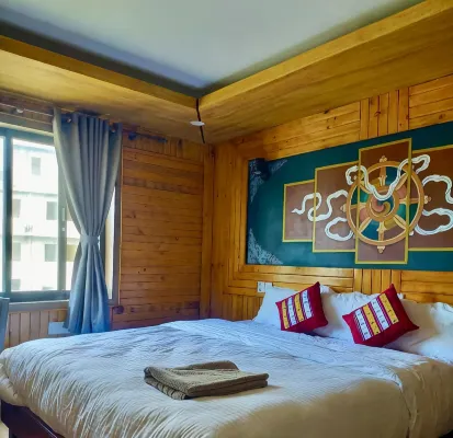 Hotel Grand Shambala - 2 estrellas