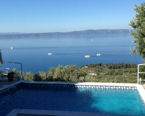 Villa in Podgora with pool, sea view, quiet location, for 2-6 people, free WiFiI Hotels in Podgora