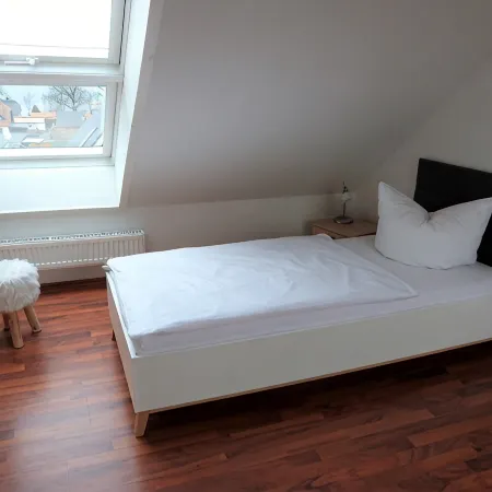Traumhafte Wohnung Über Zwei Ebenen mit Infrarotkabine, Balkon und Terrasse