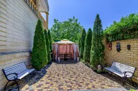 Villa Rovados Hotel - Pensions