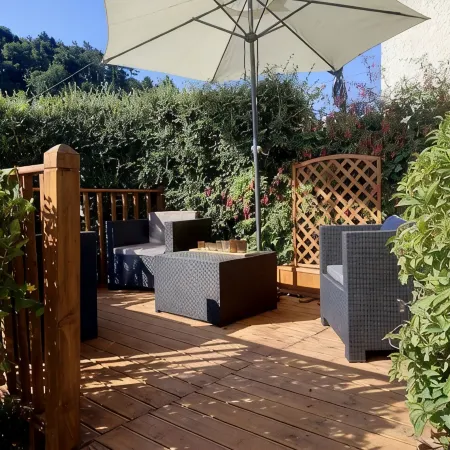 Dog friendly detached Nancecliff Cottage-enclosed garden & ocean view-Cornwall