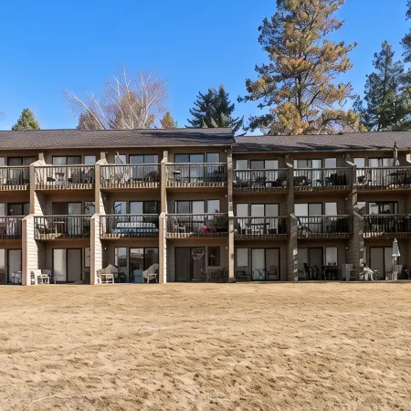 Amazing WATERFRONT GETAWAY with Views of Gorgeous Flathead Lake