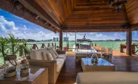 Luxury Waterfront Villa with private gym and cinema