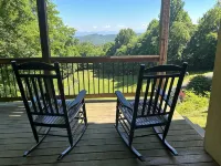 Beautiful Long Range Mountain Views, Minutes from Downtown Hendersonville, NC - Bergblick