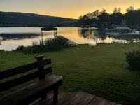 Otisco Lake Getaway Hotele w: Otisco