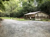 Trails End Cabin, Pet Friendly, Lake James Oasis - Alphydda