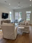 NEW GAMEDAY Home 3-BR/3BA Close to Campus! - Homestays