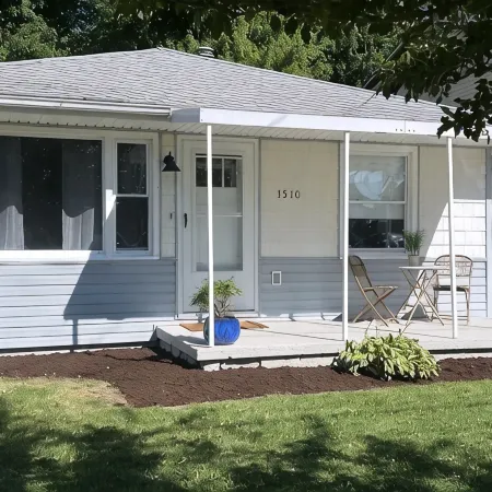 Newly renovated home by Cedar Point