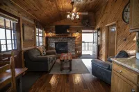 Mountain Dreams ~ Your very own private and rustic mountain retreat! - 3-Star