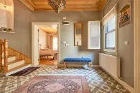 Nostalgic & Comfortable Historical Home! -  case vacanza in affitto
