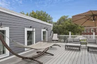 Luxury 4BR home 7 mins to US Capital, Rooftop deck, in Washington Free Parking - Jacuzzi