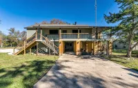 Modern Lake House 2 Units, Pool, Lake 3Min, Pets - 3-Star