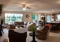 Safe Haven - Newer Home In A Quiet Neighborhood - Homestays