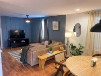 Zen Midcentury-Art Deco Hideaway - 4-Star