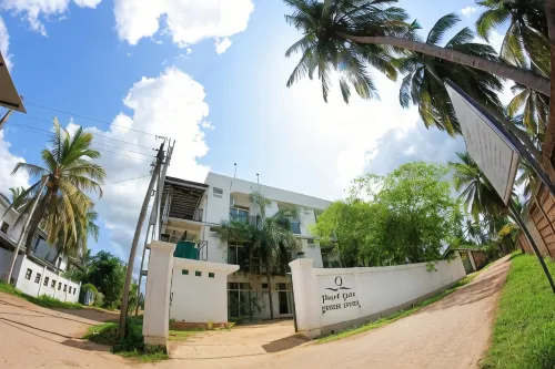 Hotel Pearl Gate
