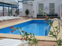 Hotel Mareny Benidorm - สระว่ายน้ำบนดาดฟ้า