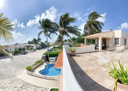 Casa Tomas Playacar - 4 Bed 4.5 bath Beach House with Pool in gated community - Bungalows