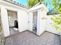 Holiday House Dora - parking