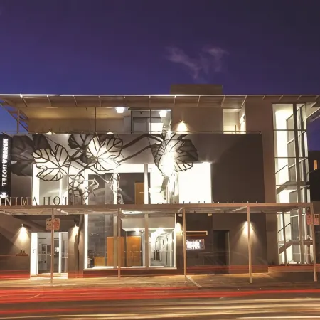 Majestic Minima Hotel