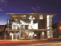 Majestic Minima Hotel