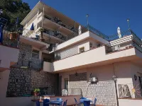 Bay Palace Mazzarò Hotels in der Nähe von Strand Spisone