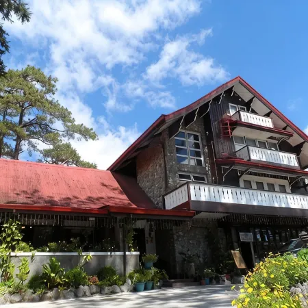 Log Cabin Hotel - Baguio