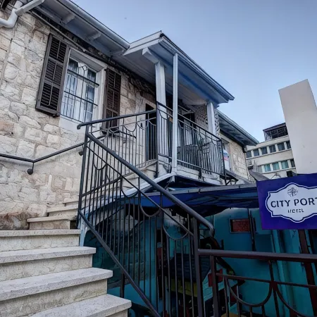 City Port Hotel by Sea N Rent