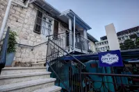 City Port Hotel by Sea N Rent - Mountain view