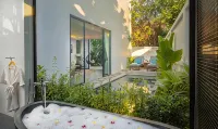 Eightfold Urban Resort - Romantic