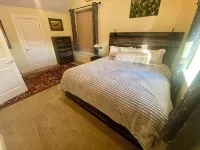 Freestone Living. Charming Three bedroom house