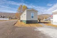 Byrd 6 Cozy Byrd Nest - Homestays