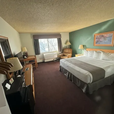 Fossil Creek Hotel and Suites
