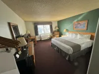 Fossil Creek Hotel and Suites