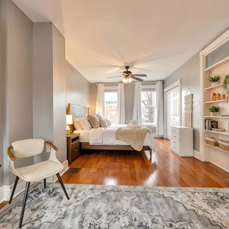 Downtown Lancaster Luxury 4Br - Garage & Parking