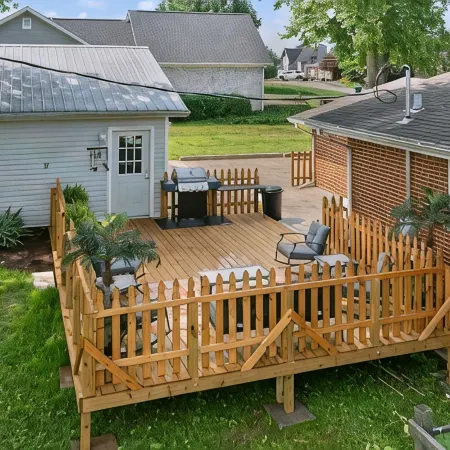 Family-Friendly Home, 1 Mile to Ramp.