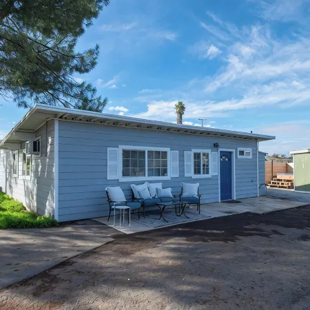 Charming Winchester Guesthouse near Wine Country