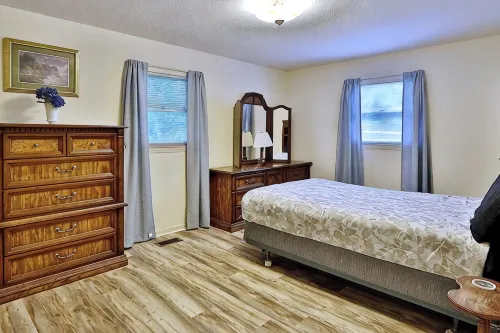 Smoky Mountain Getaway. Enjoy Seclusion,Views,Motorcycling, Shops w Paved Access - Balkoner