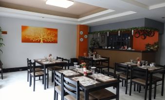 Silver Oaks Suites & Hotel