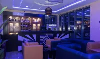 Iris Gold Suite
