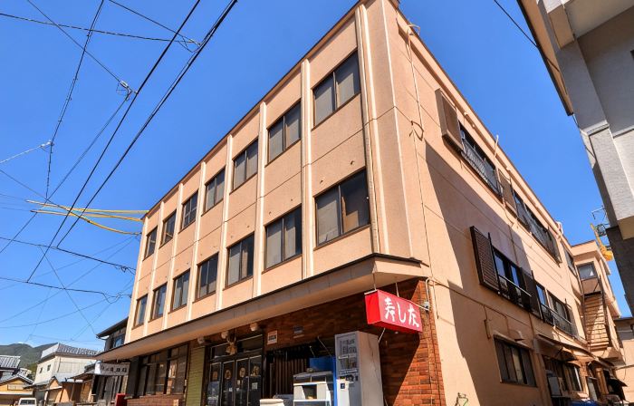 Sushitomo Ryokan