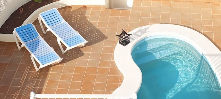 VILLAS 20 METERS FROM THE SEA OF THE SEA, WITH PRIVATE POOL. Hotels in Corralejo