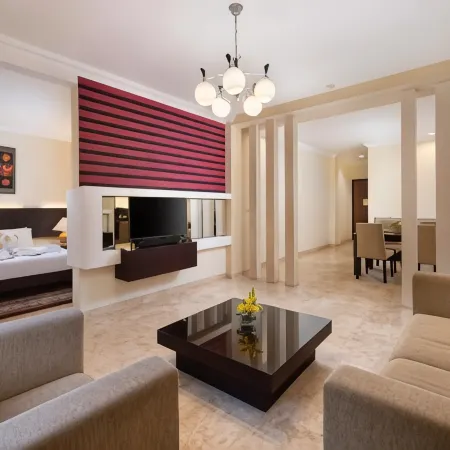 Royal Hotel and Convention Tretes