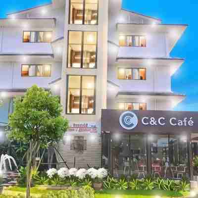 แคบเบจ แอนด์ คอนดอม อินน์ Hotel Exterior
