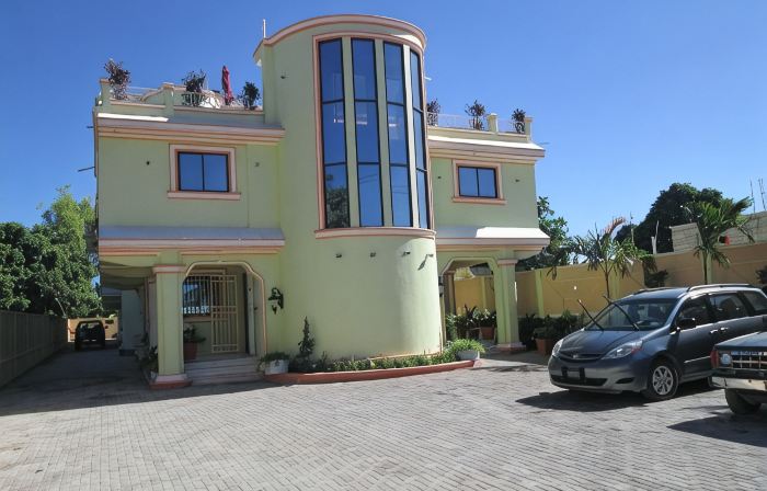 Hotel Tabarre 's Palace