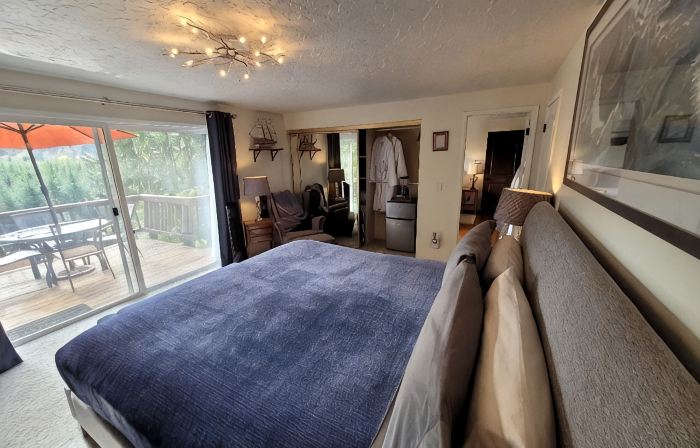 Misty Valley Inn B&B