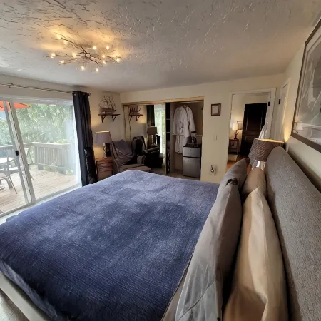 Misty Valley Inn B&B
