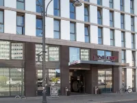 柏林亞歷山大廣場發電機飯店 亞歷莎購物中心（ALEXA）附近的飯店